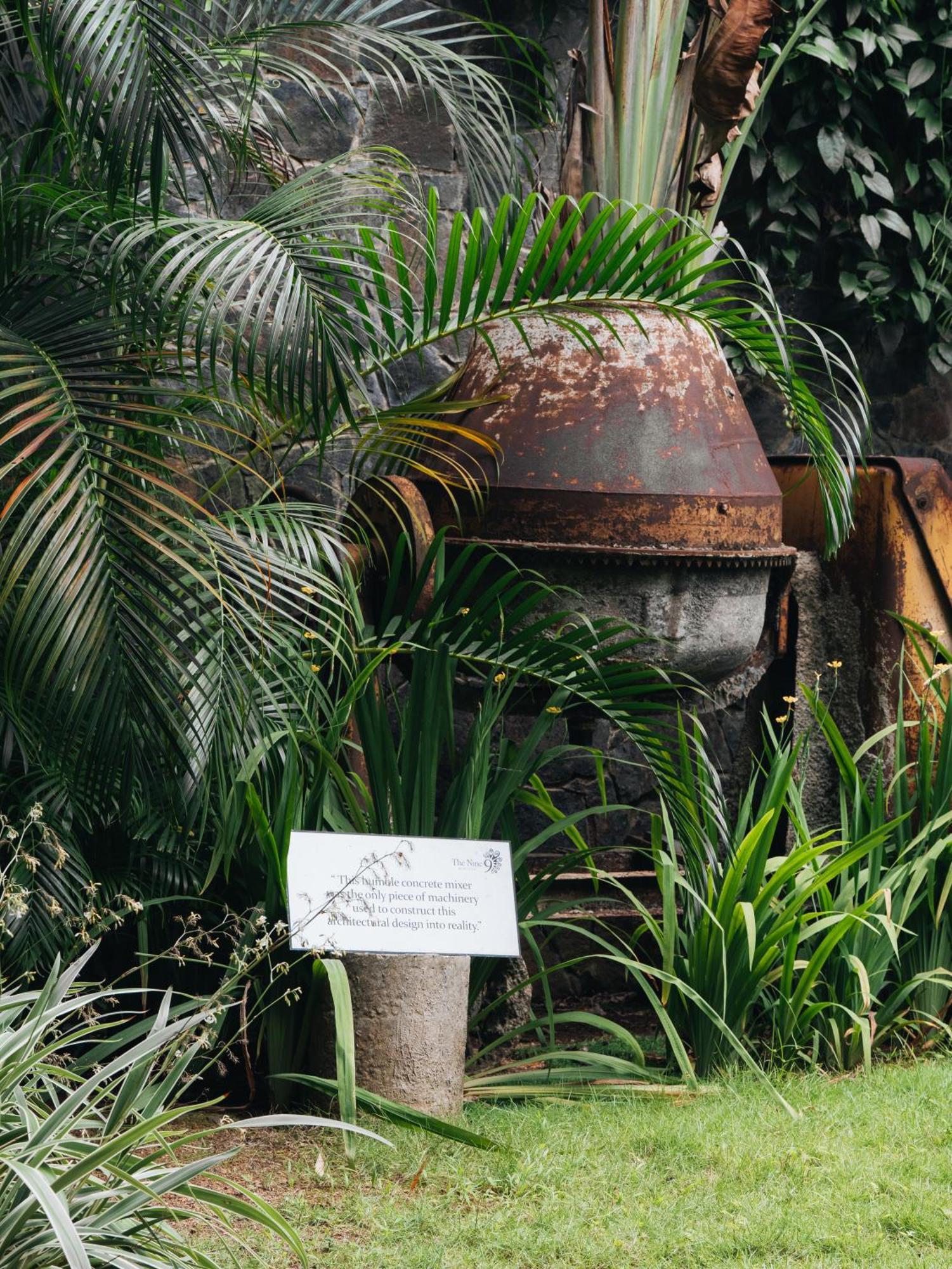 Hotel The Nine Mirissa Exterior foto